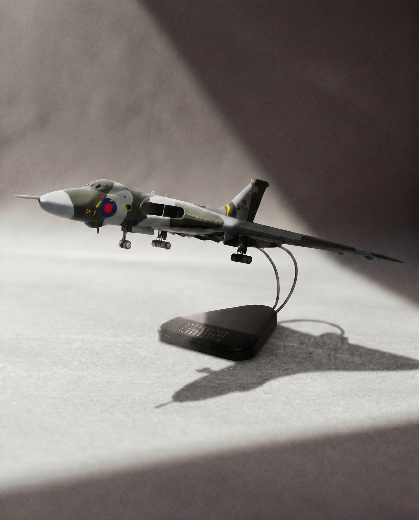 Avro Vulcan B2 XH558 Model