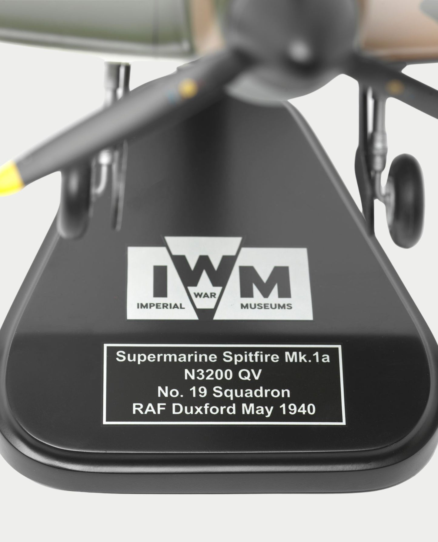 IWM Spitfire Mk1a N3200 Model