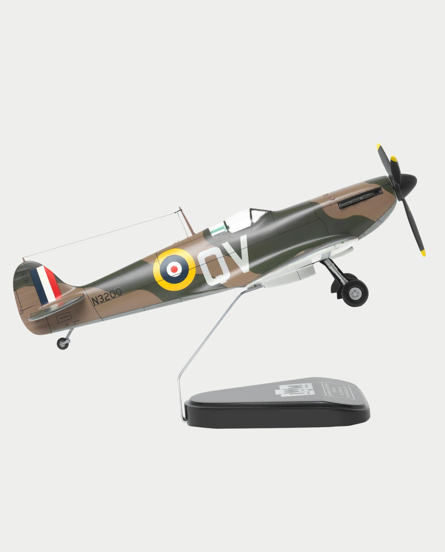 IWM Spitfire Mk1a N3200 Model