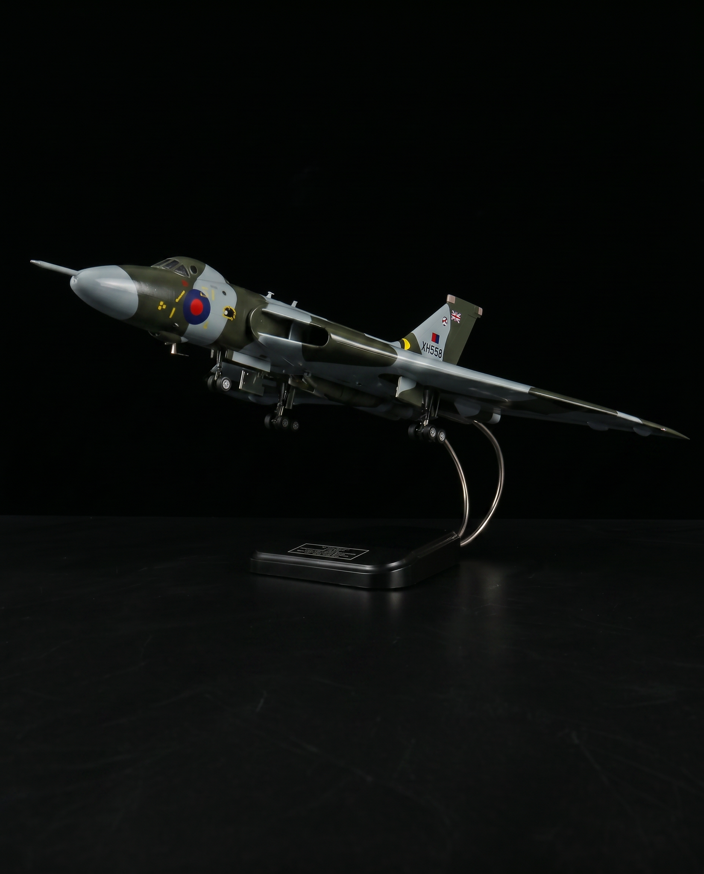Avro Vulcan B2 XH558 Model